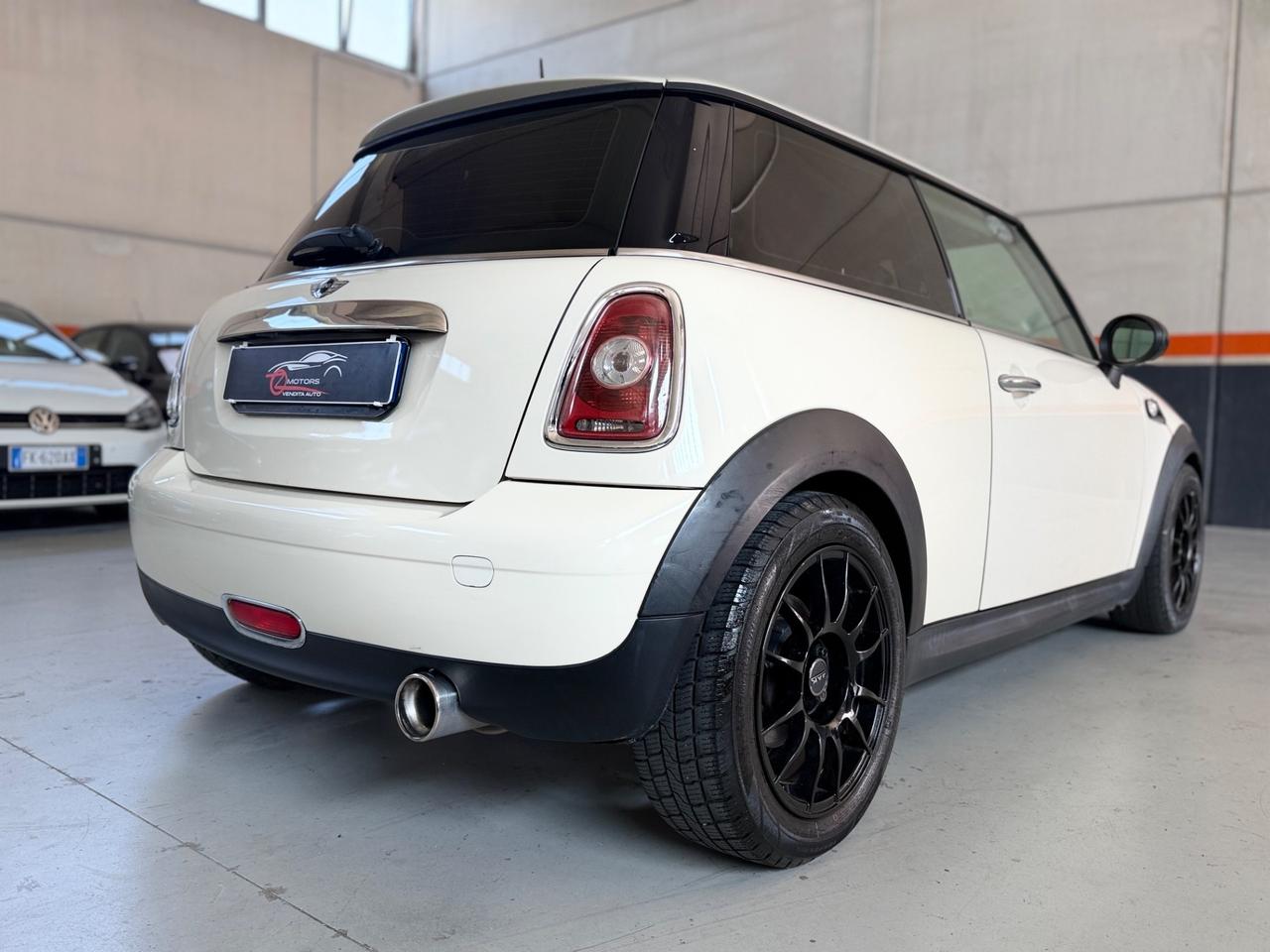 Mini 1.6 16V Cooper NEOPATENTATI