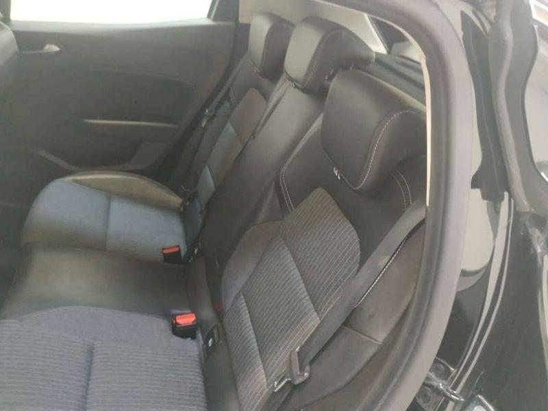 Renault Clio 1.6 E-Tech hybrid Intens 140cv auto my21