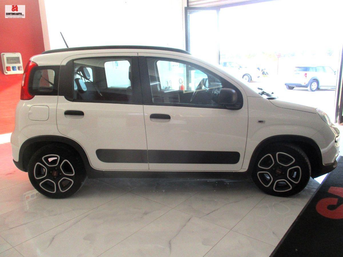 FIAT Panda 1.0 FireFly S&S Hybrid City Life-KM60000