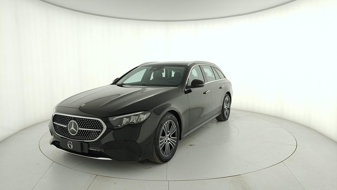 Mercedes-Benz E SW 200 d Advanced auto