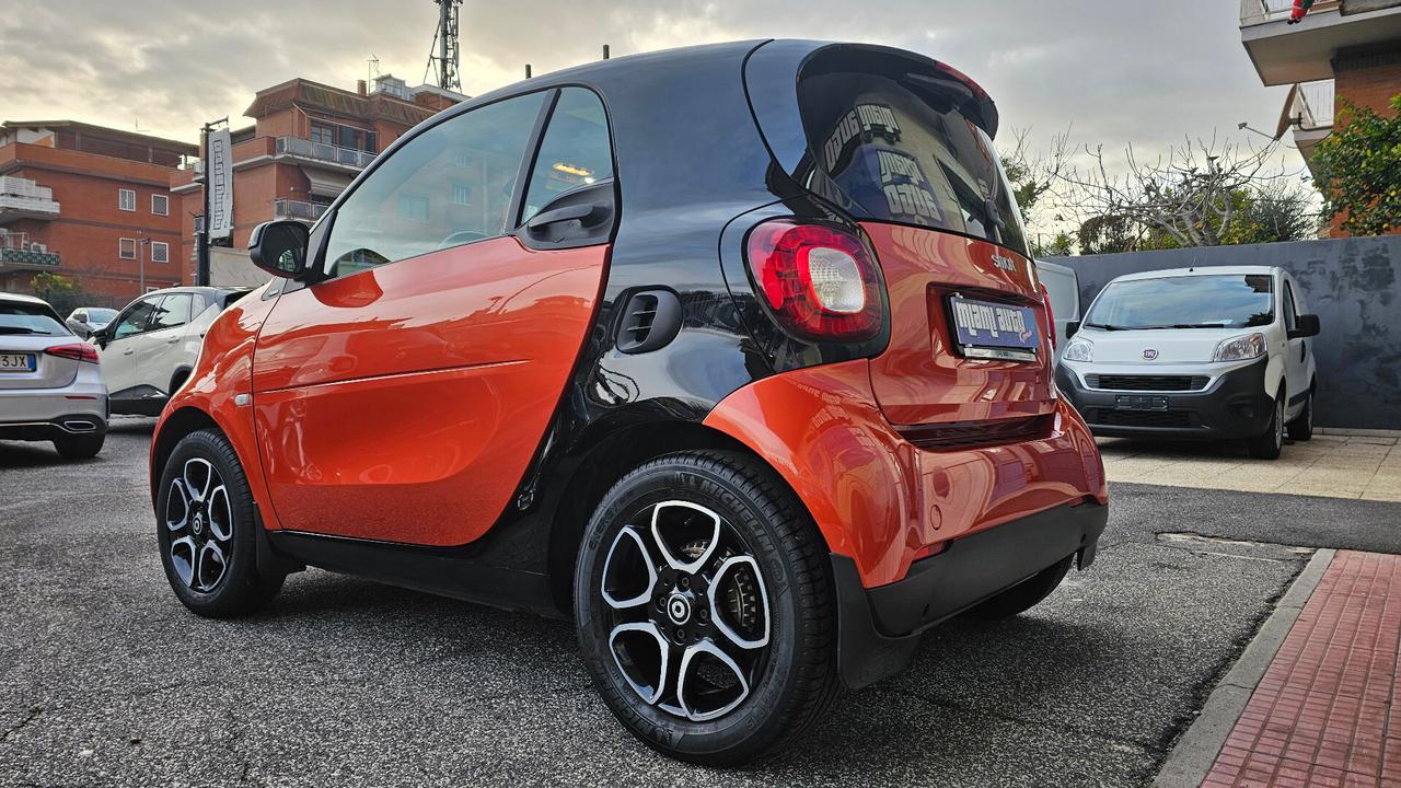 Smart ForTwo 90 0.9 Turbo twinamic Prime TAGL UFF NAV LED