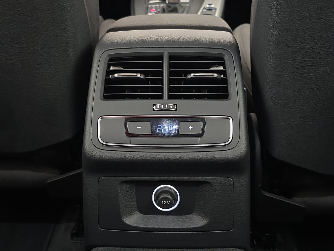 Audi A4 avant 35 2.0 tdi s line edition 150cv s-tronic