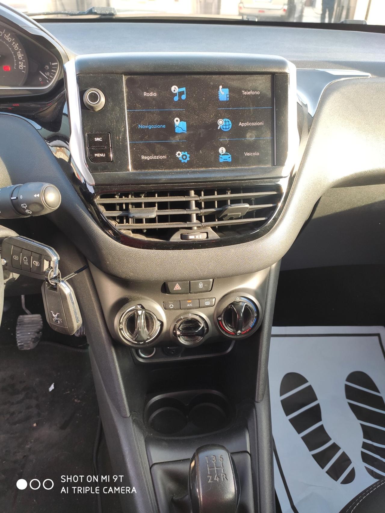 Peugeot 208 PureTech 82 5p. GPL Active