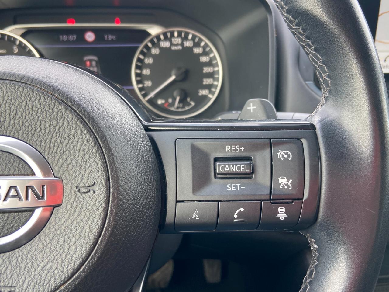 Nissan Qashqai 1.3 mhev Business 2wd 158cv xtronic