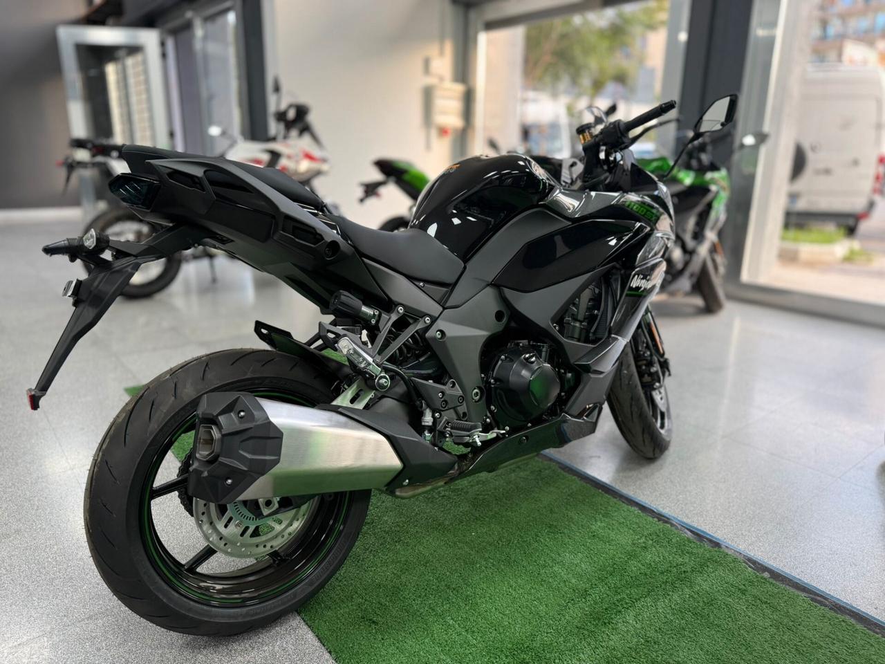 Kawasaki Ninja 1100 SX grand tourer sport