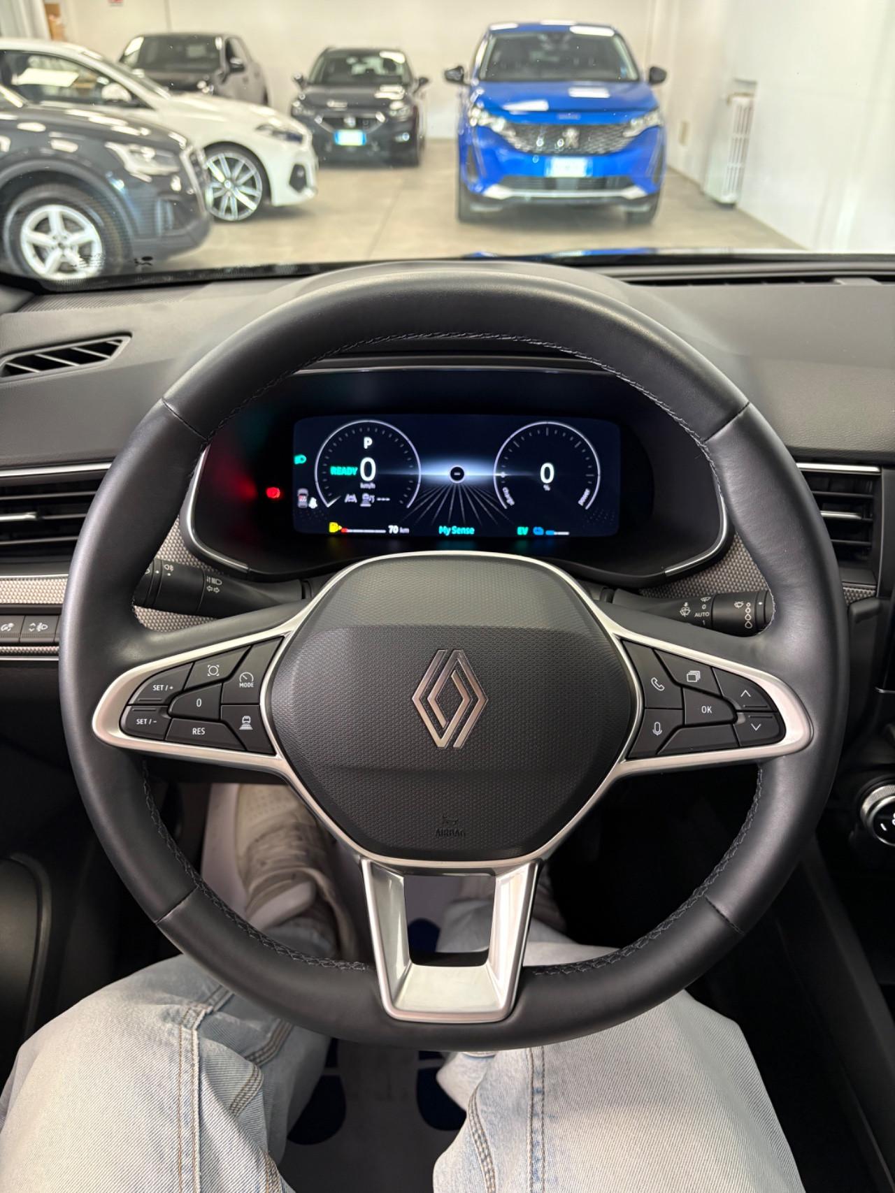 Renault Arkana 1.6 E-Tech full hybrid Techno 145cv