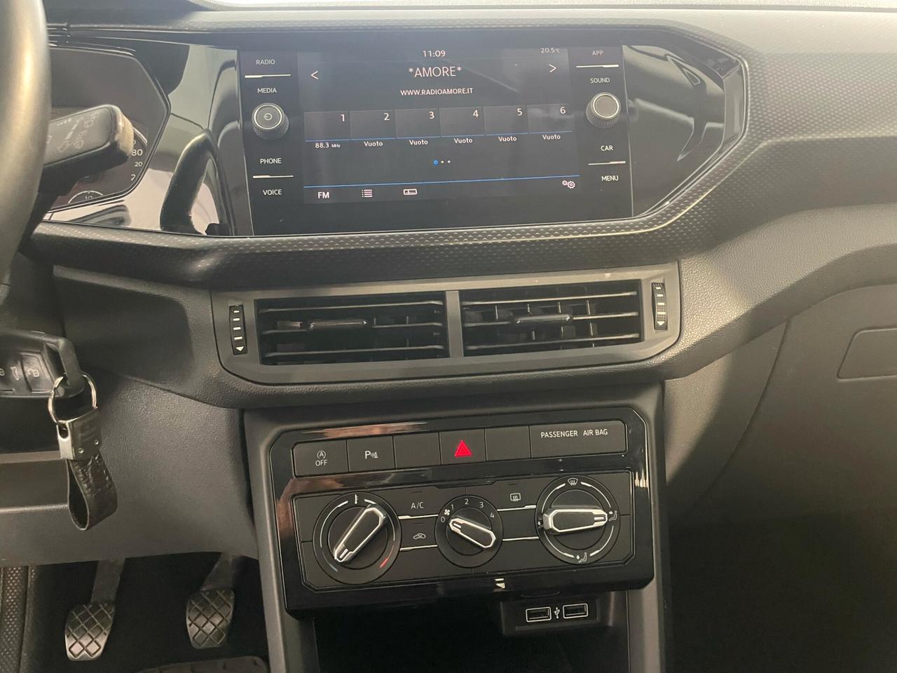 Volkswagen T-Cross 1.0 95CV PRONTA CONSEGNA NEOPATENTATI