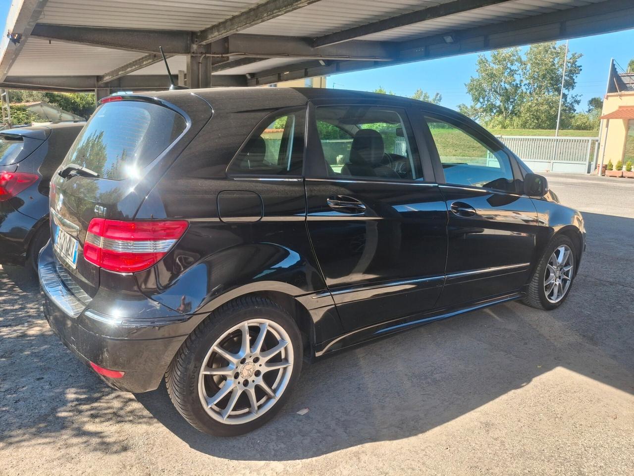 Mercedes-benz B 180 CDI Premium-NAVI-AUTOMATICA-
