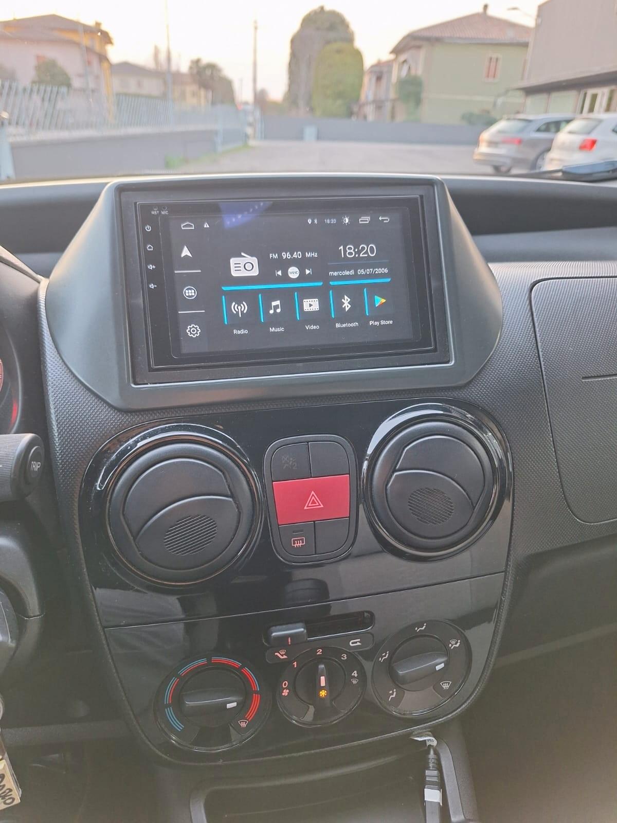 Fiat Qubo 1.3 MJT 80 CV Lounge