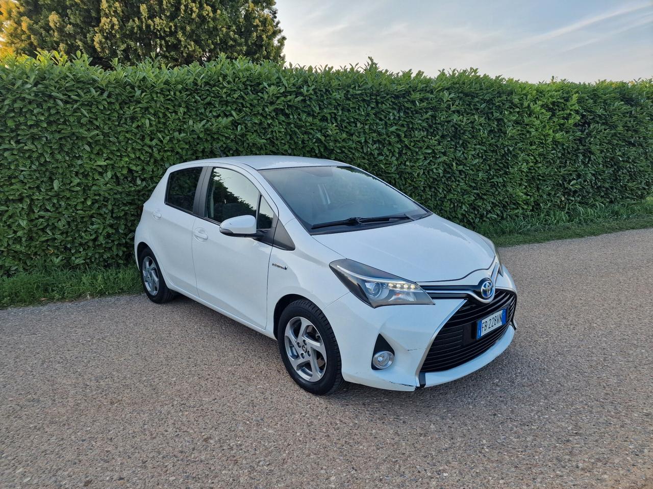 Toyota Yaris 1.5 Hybrid 5p