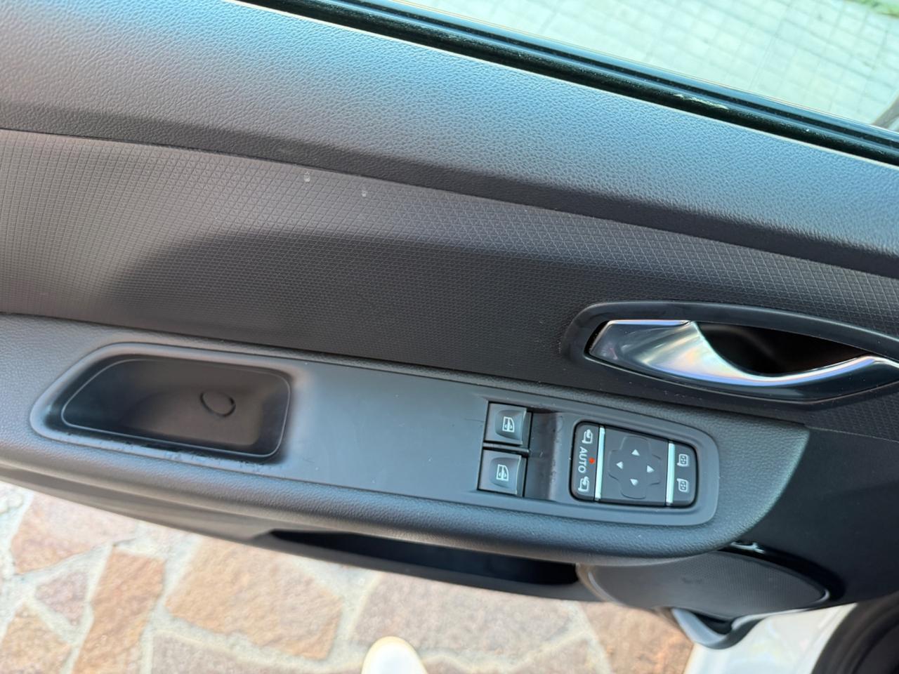 Renault Clio TCe 12V 90 CV GPL Start&Stop 5 porte Energy Intens