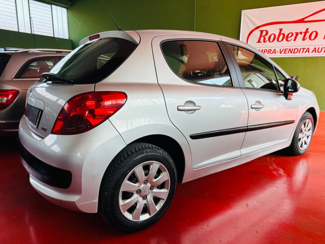 Peugeot 207 1.4 Benzina 75CV 5p. ONE Line