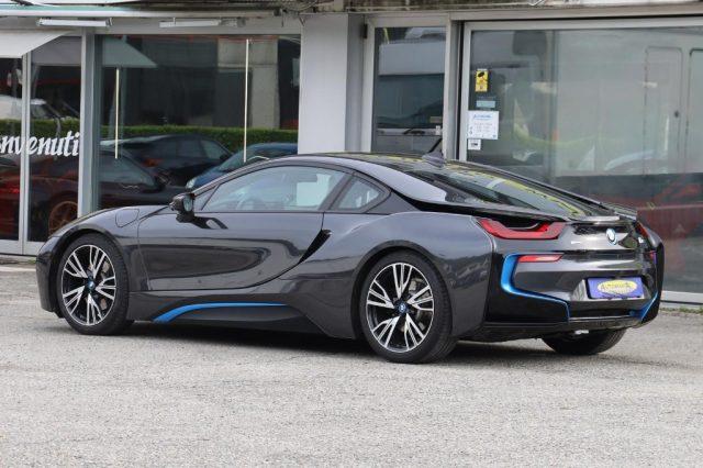 BMW i8 i8