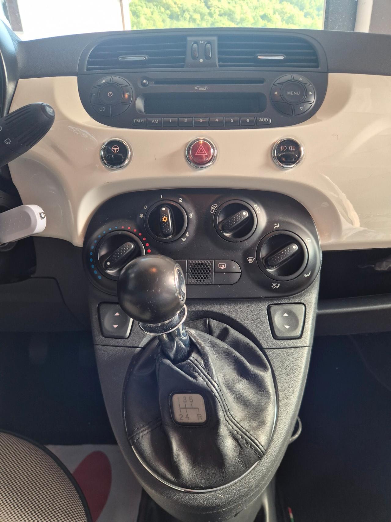 Fiat 500 1.2 benzina tetto panoramico neo patentati