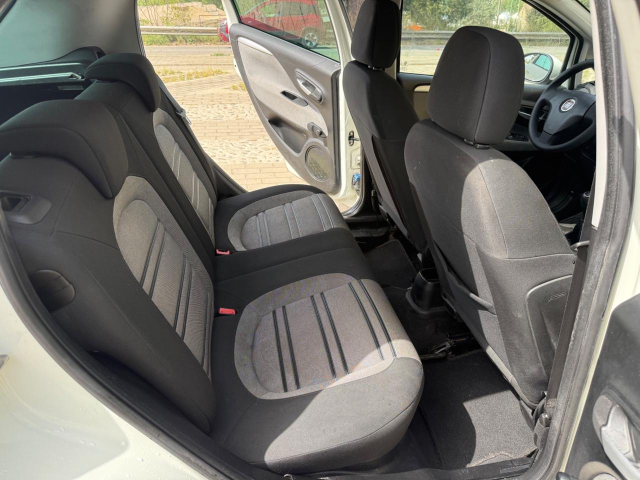 Fiat Punto Evo 1.3 Mjt 75 CV van con i posti