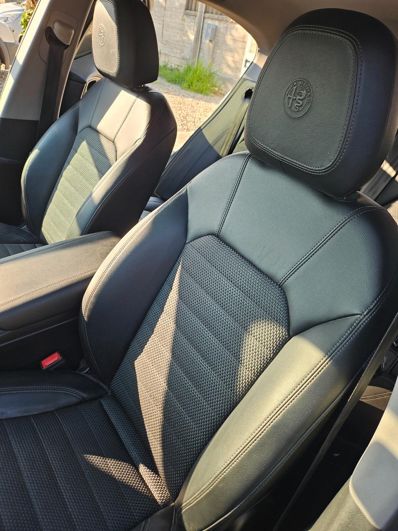 Alfa Romeo Stelvio 2.2 Turbodiesel 210 CV AT8 Q4 Executive