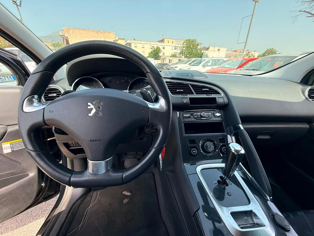 Peugeot 3008 1.6 e-HDi 115CV cambio robotizzato S.&S. Business