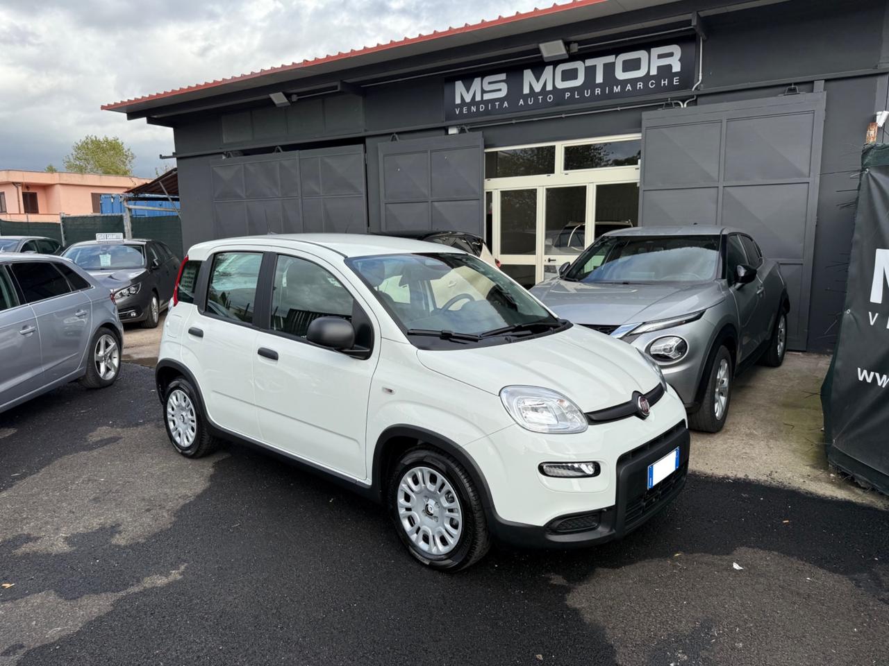 Fiat Panda 1.0 HYBRID 0 KM
