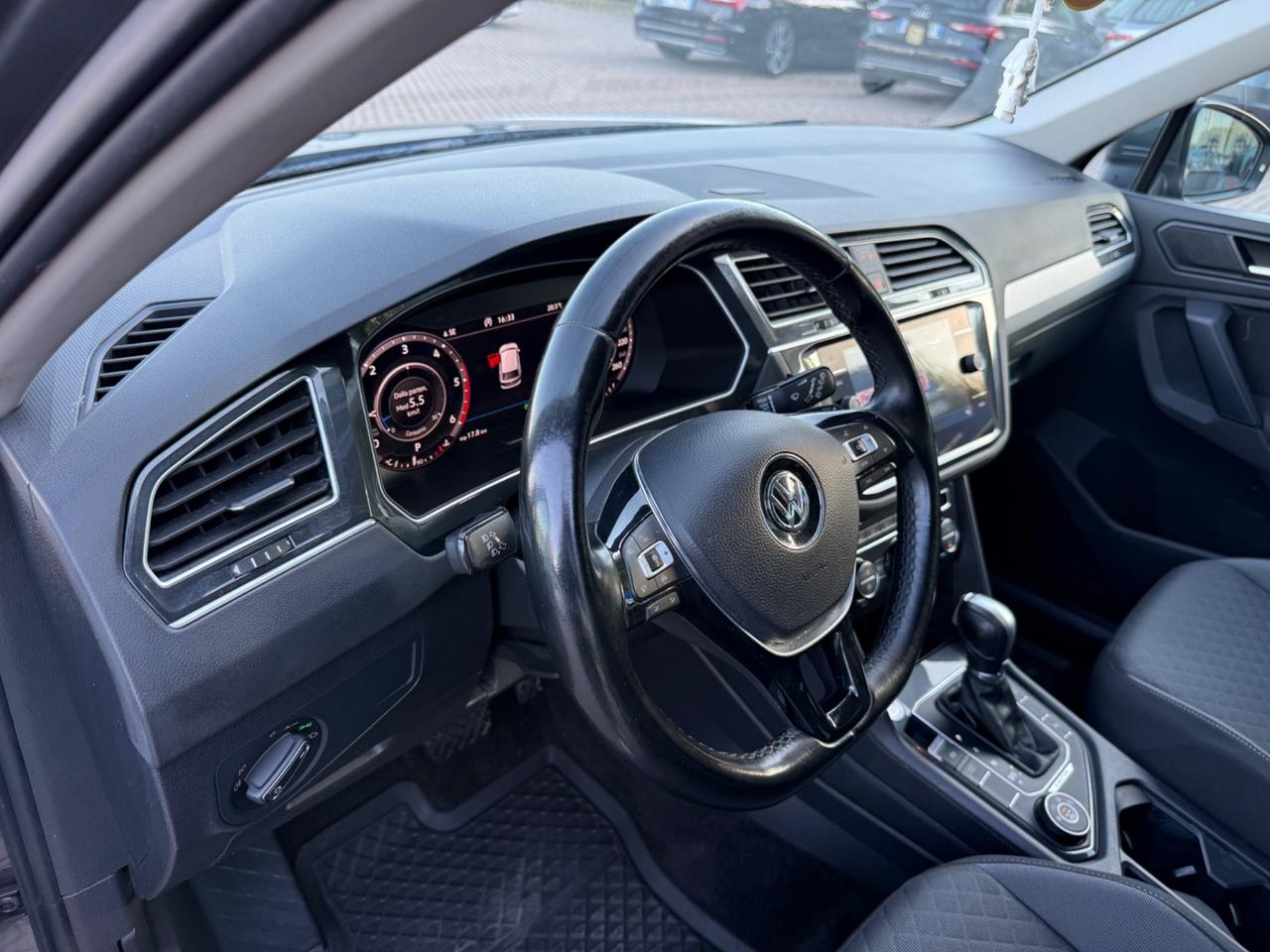 Volkswagen Tiguan 2.0 TDI SCR DSG 4MOTION Advanced BMT