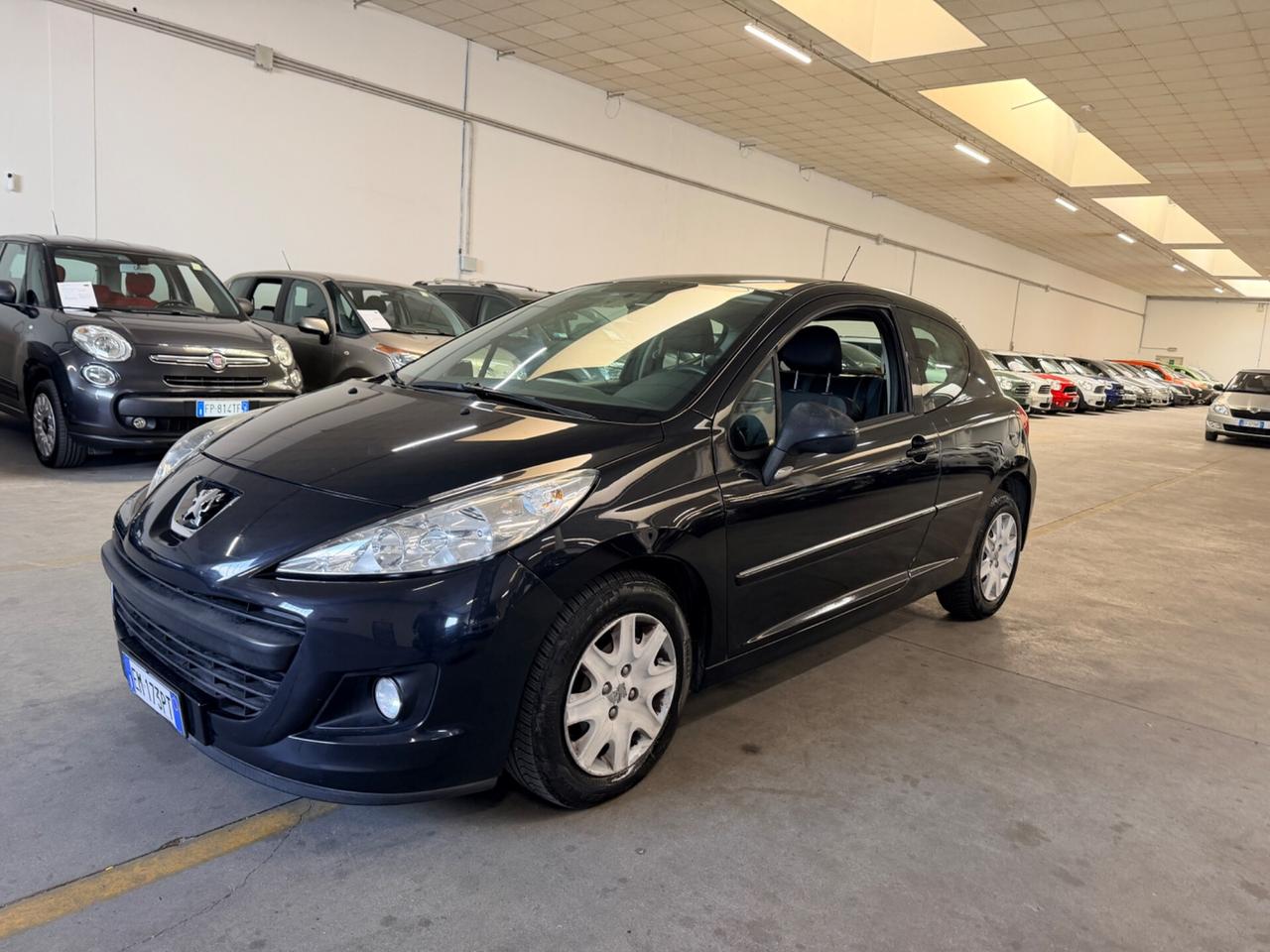 Peugeot 207 1.4 8V 75CV 5p. Active