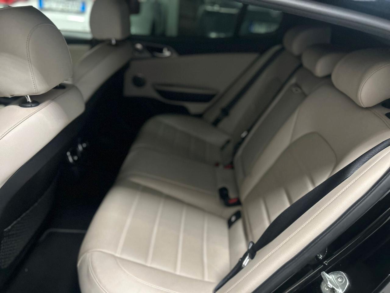 Kia Stinger 2.2 CRDi AWD AT8 GT Line 2019