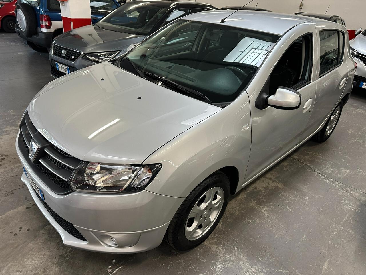 Dacia Sandero 1.2 75CV Lauréate