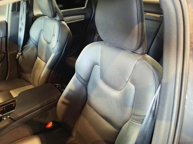 VOLVO S90 B5 D AWD autom. Inscription 4 PORTE BERLINA