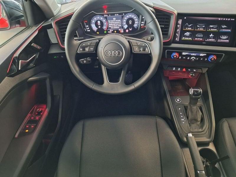 Audi A1 A1 allstreet 30 1.0 tfsi Identity Contrast 116cv s tronic