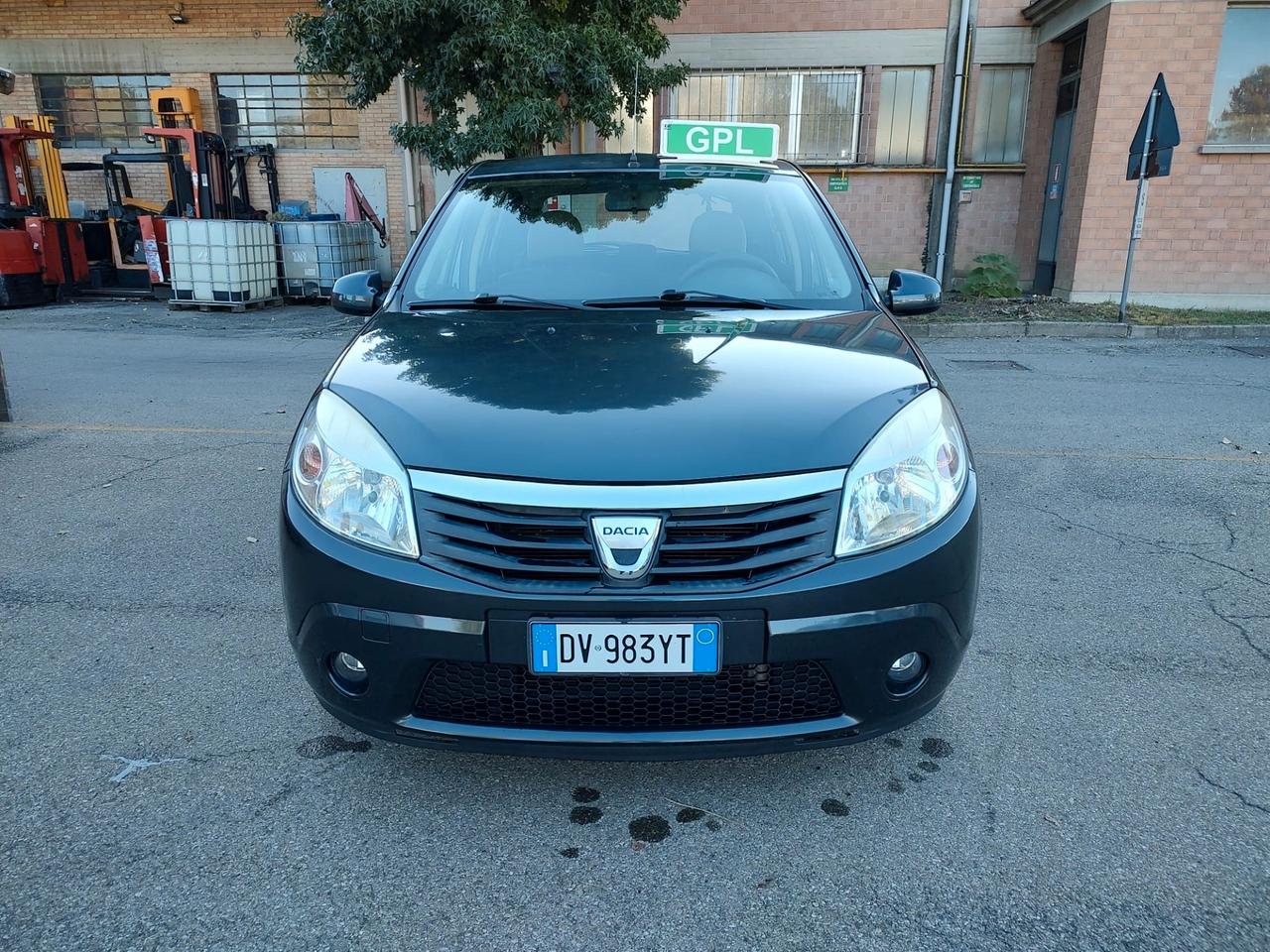 Dacia Sandero 1.4 8V GPL 55kw, OK NEOPATENTATI, GARANZIA L.12 MESI