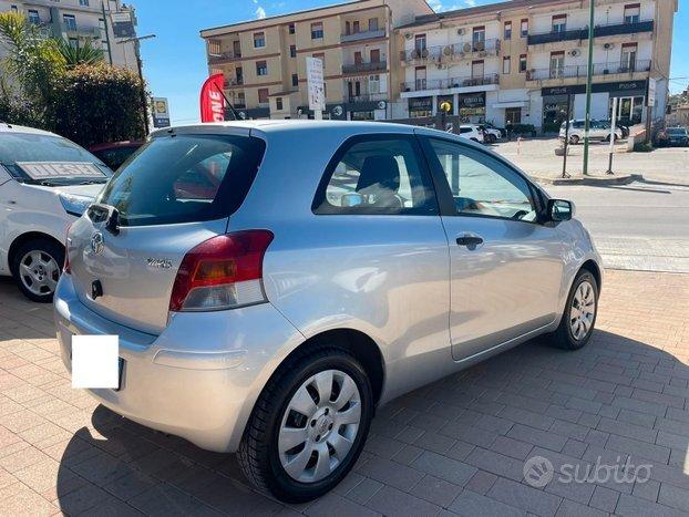 Toyota Yaris "Finanziabile Senza Busta Paga"