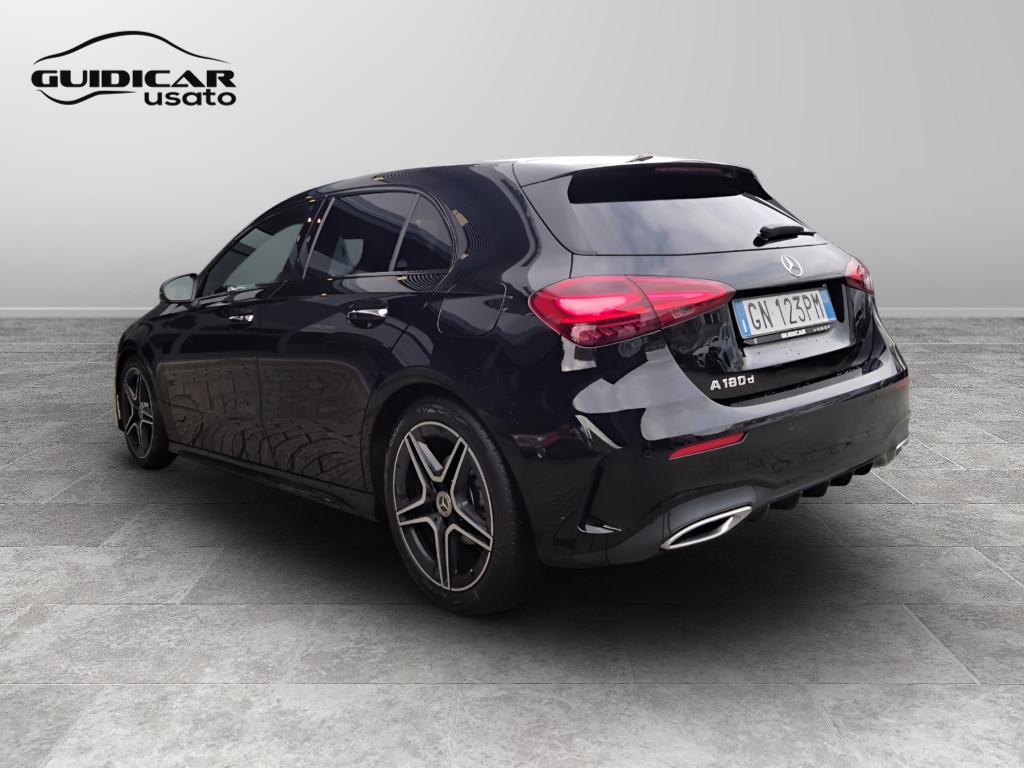 Mercedes-Benz Classe A - W177 2023 - A 180 d AMG Line Advanced Plus auto