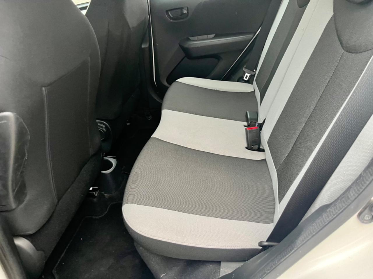 Toyota Aygo 1.0benz 2015 163.000km neopatentati