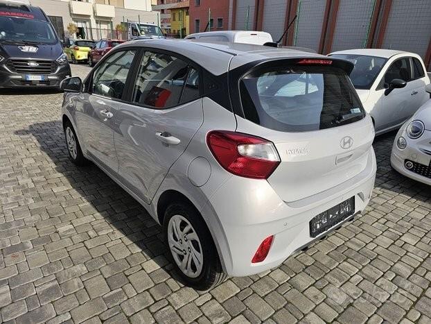 HYUNDAI i10 1.0 COMFORT AUTOMATICA