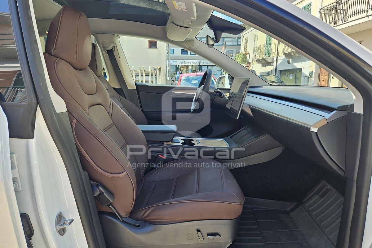 TESLA Model Y RWD