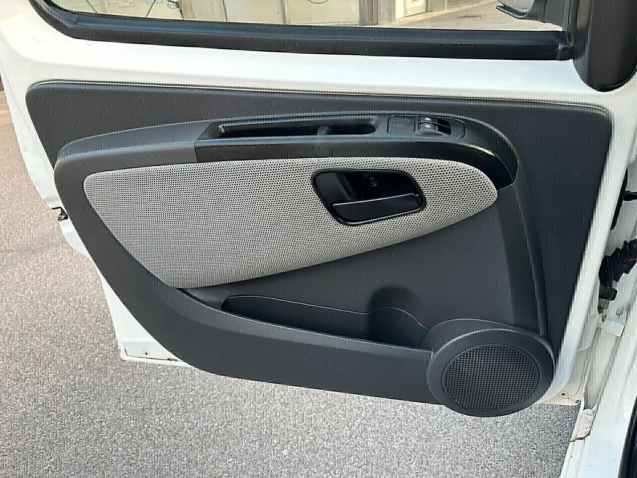 FIAT QUBO CON 4 POSTI E 177.000 KM SUPER PREZZO