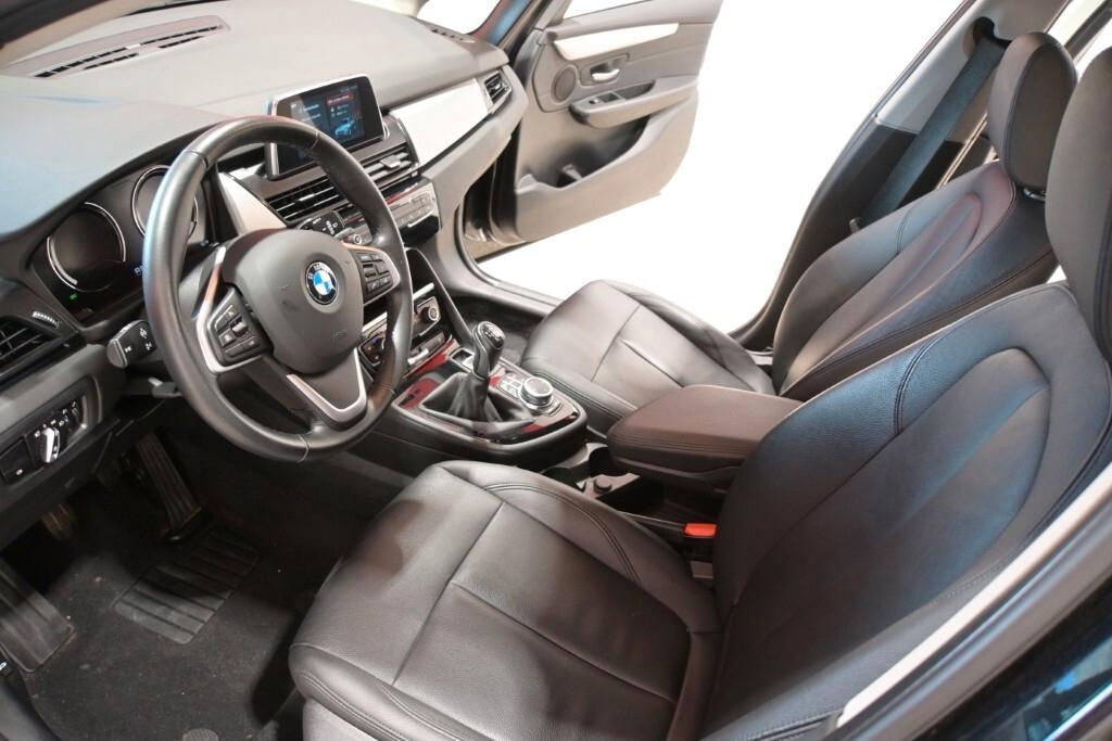 BMW 216D ACTIVE TOURER 116CV 6M. BUSINESS ADVANTAGE ( FARI LED - PELLE - CRUISE - NAVI - PARK ASSISTANT - TELECAMERA POST. )