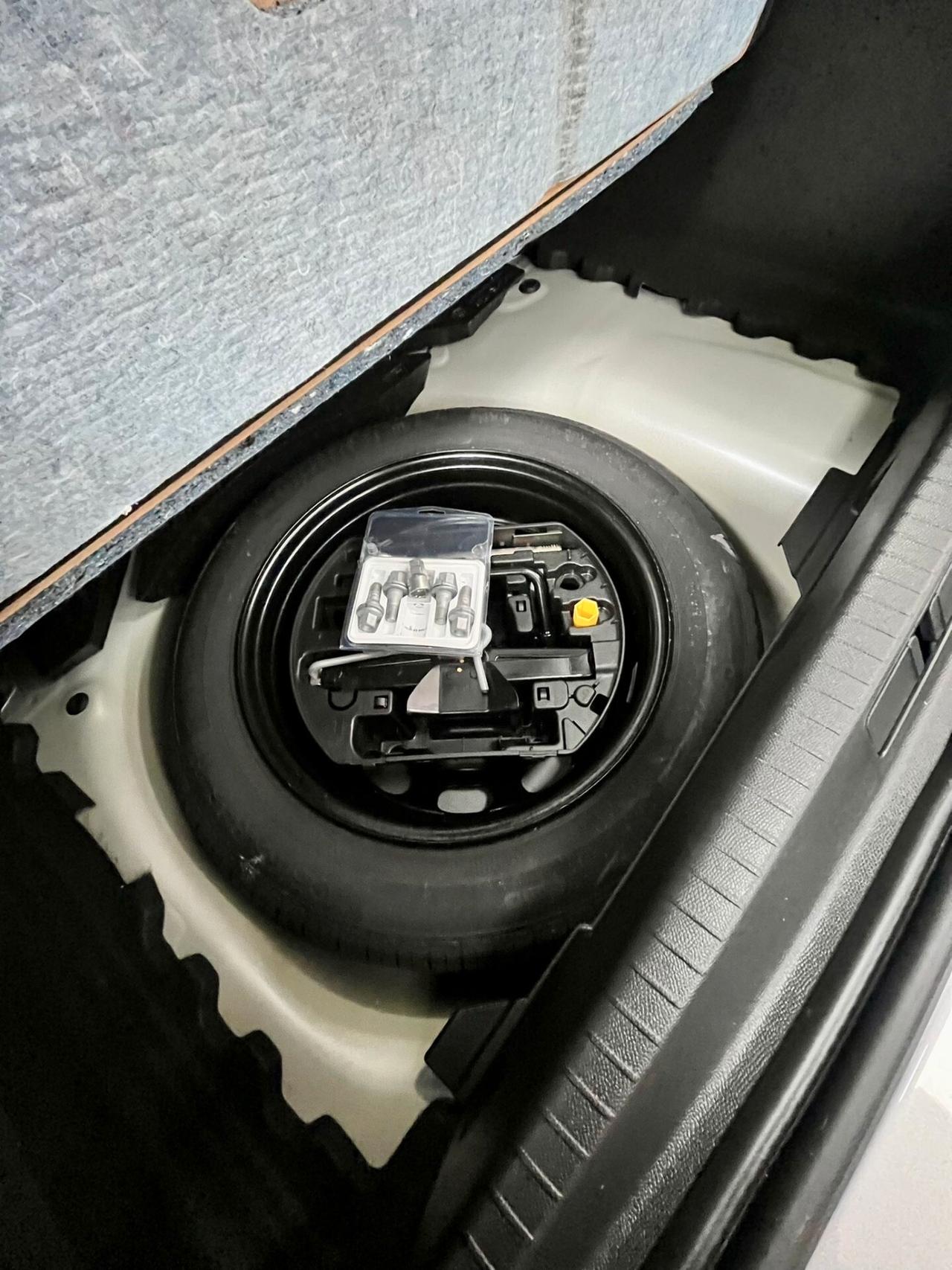 Peugeot 208 PureTech 100 Stop&Start EAT8 5 porte Allure