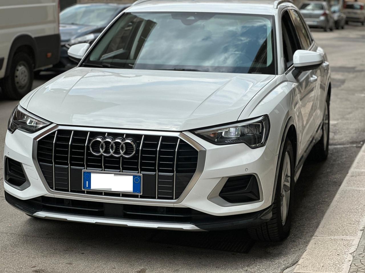 Audi Q3 35 TDI S tronic Business Advanced