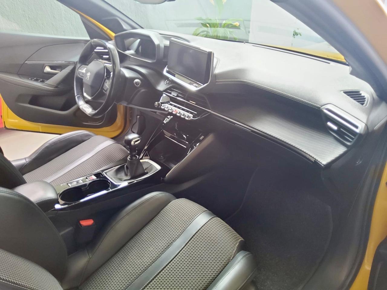 Peugeot 208 PureTech 100 Stop&Start EAT8 5 porte GT Line