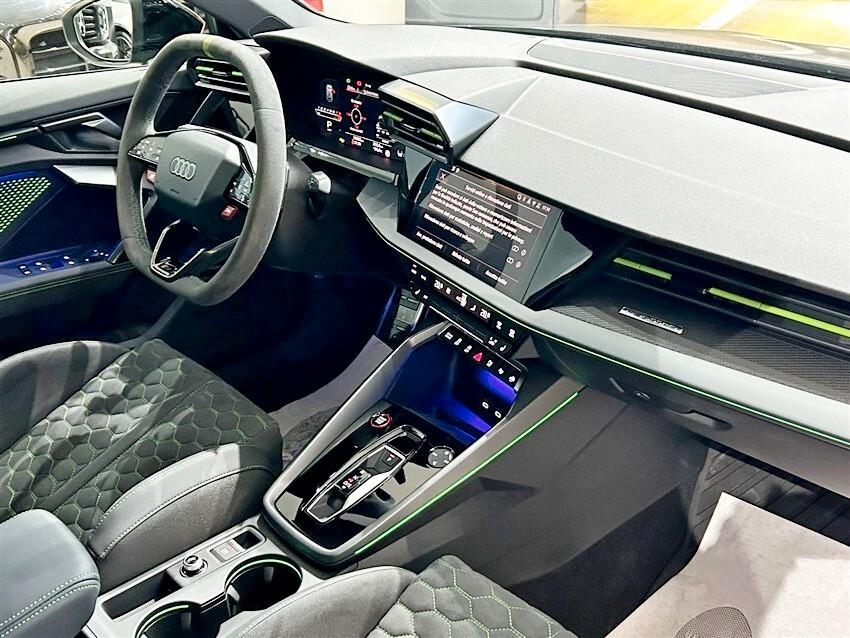Audi RS3 Sportback 2.5 tfsi quattro s-tronic
