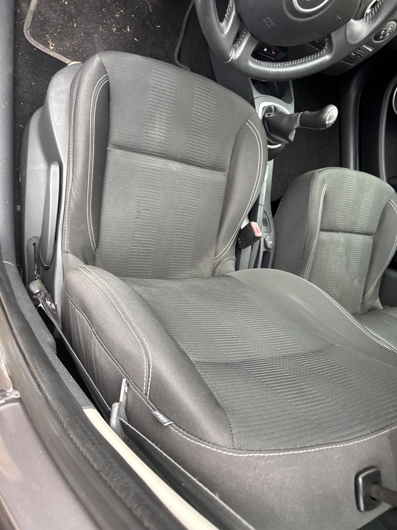Renault Clio 1.2 16V 5 p neopatentato
