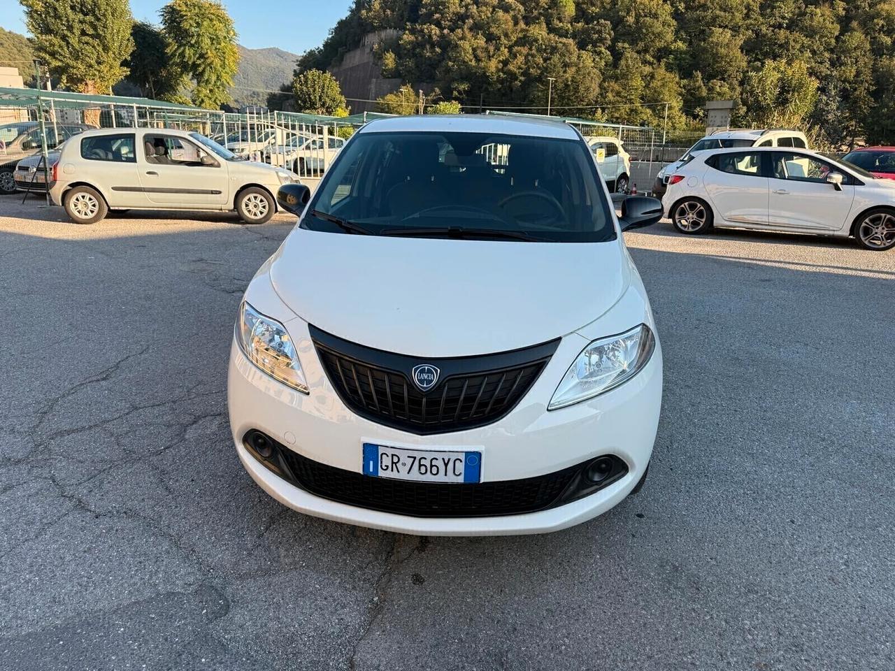 Lancia Ypsilon 1.0 FireFly 5 porte S&S Hybrid Gold Plus