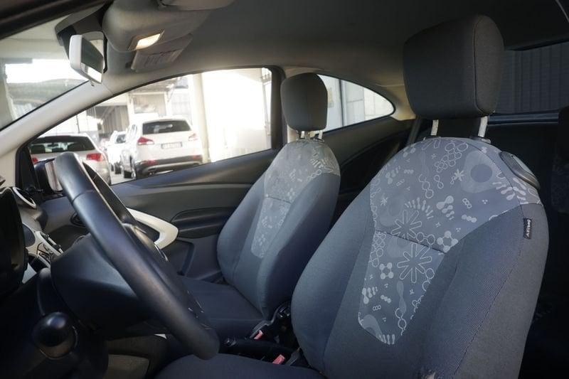Ford Ka Ford Ka 1.2 8V 69CV Titanium 51KW ANNO 2013