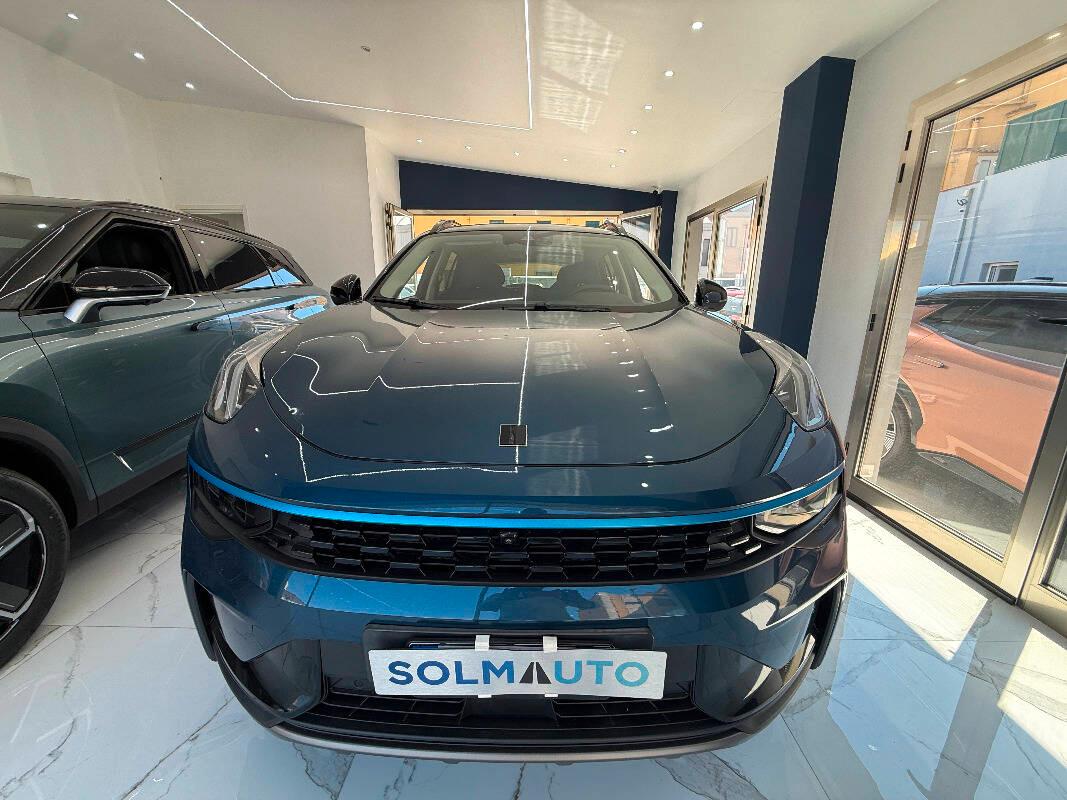 Lynk and Co 01 1.5 td phev auto