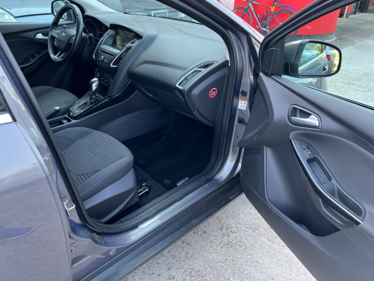 Ford Focus 1.5 TDCi 120 CV Start&Stop Powershift Titanium