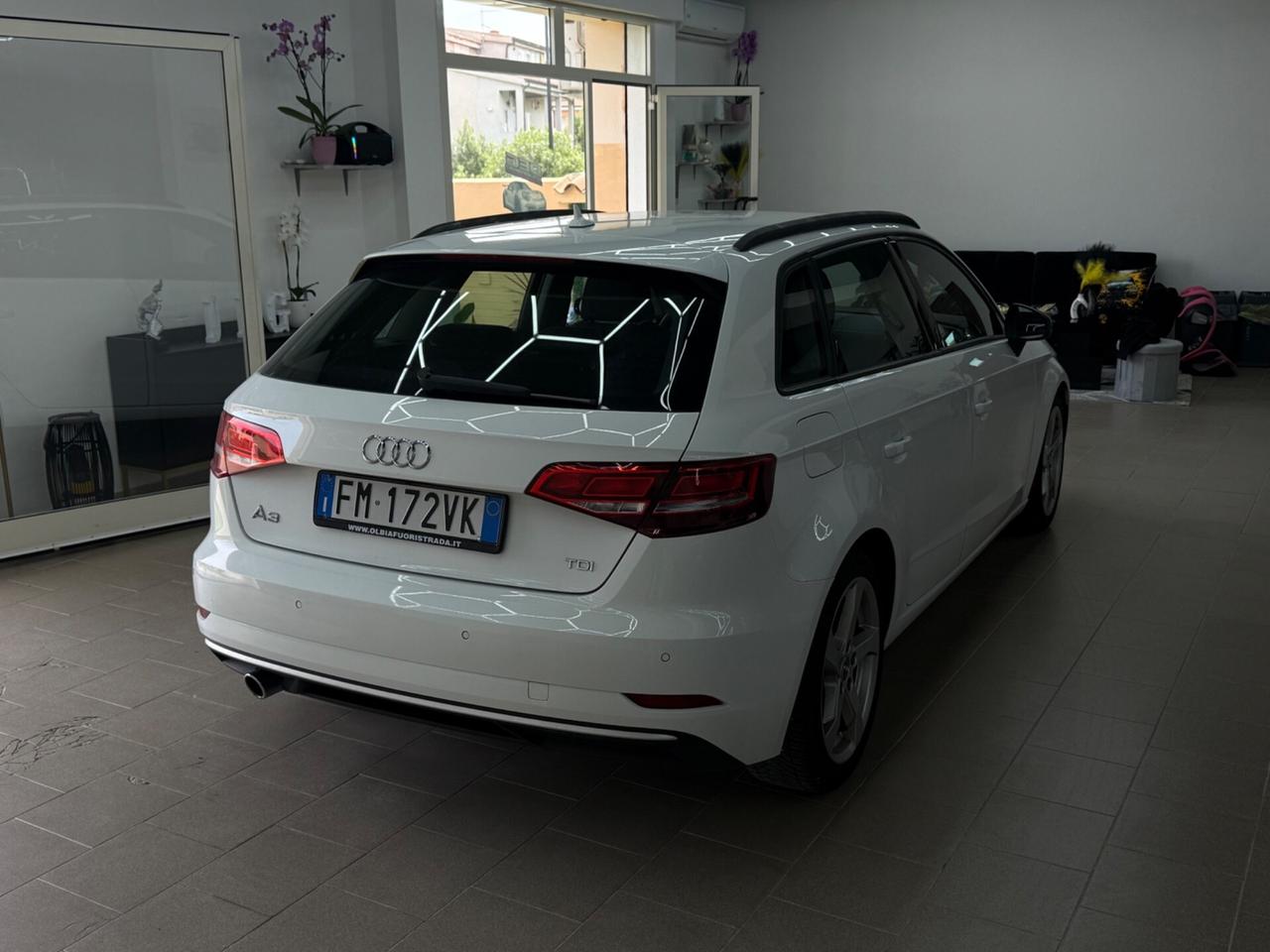 Audi A3 SPB 1.6 TDI 116 CV S tronic Sport