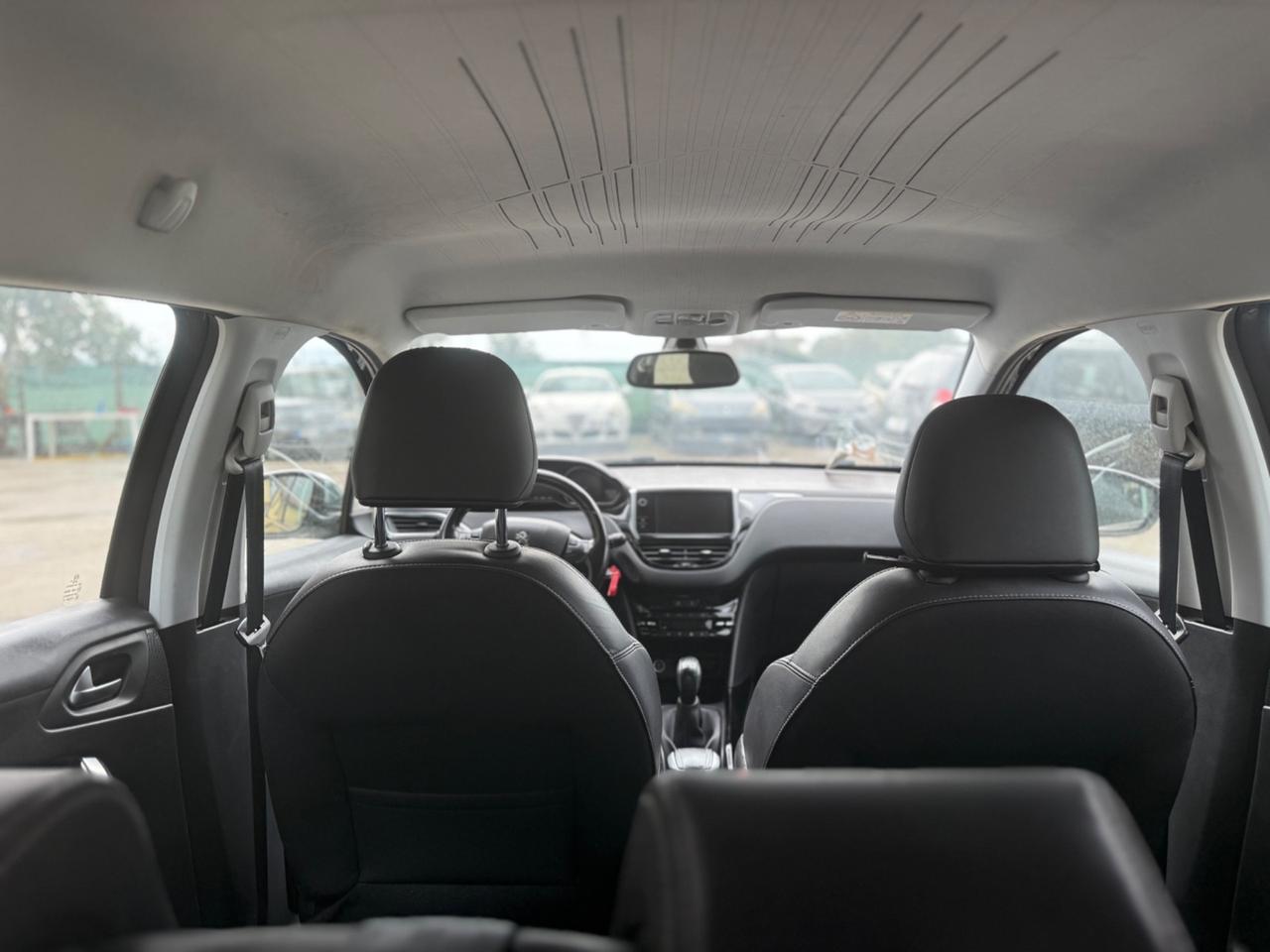 Peugeot 2008 PureTech 82 Allure