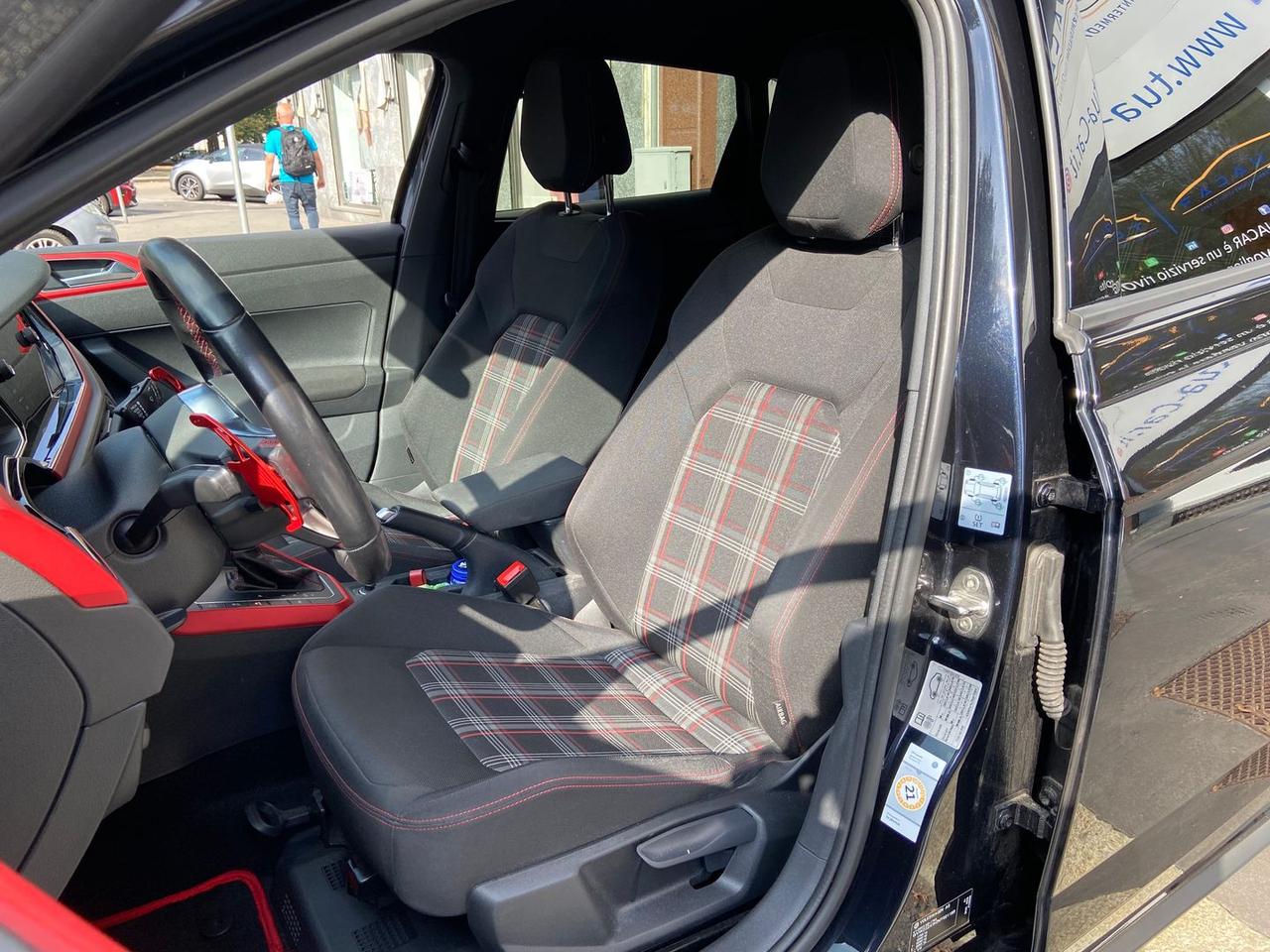 Volkswagen Polo GTI Sport 2.0 TSI GTI #12134