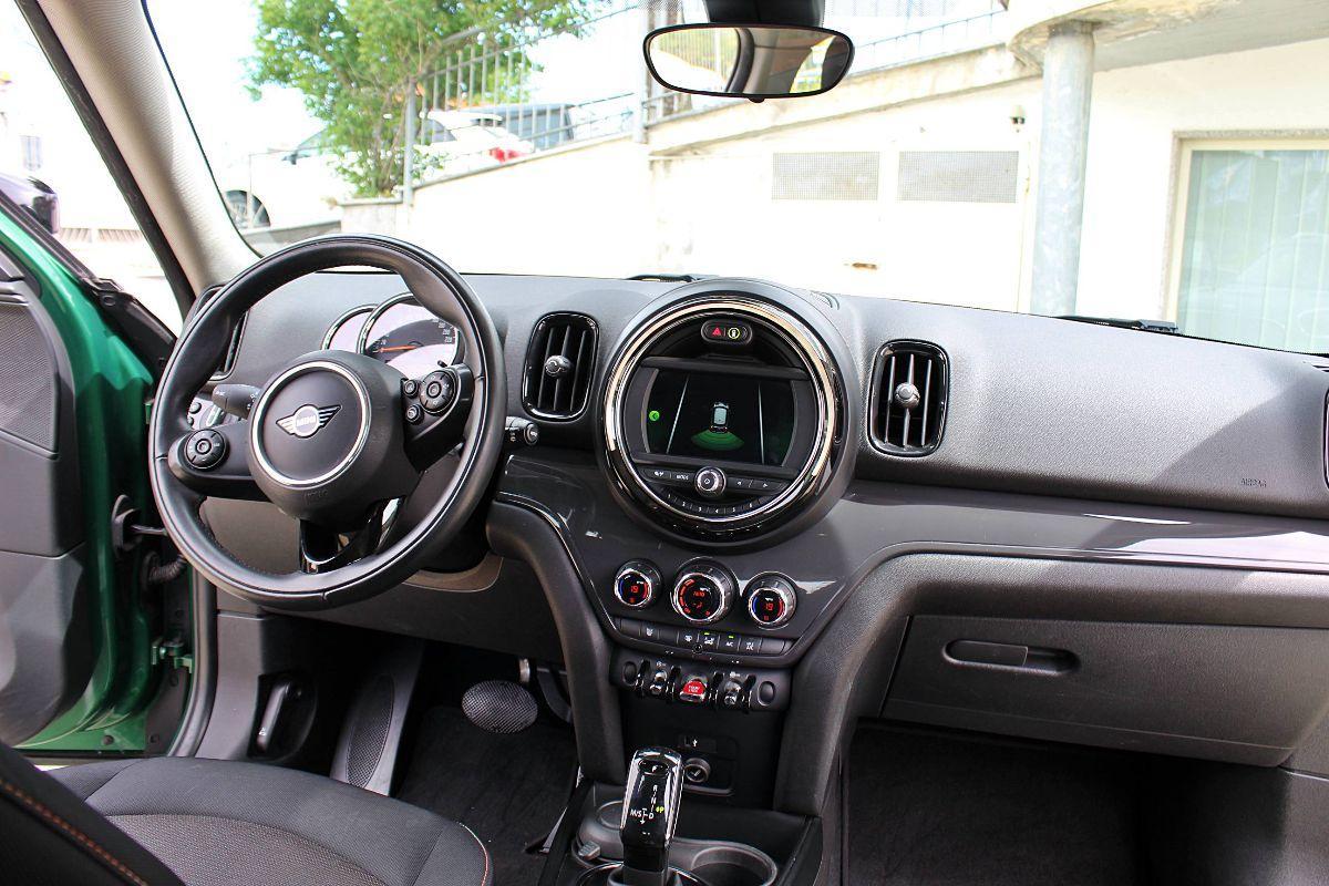 MINI - Countryman - Mini Cooper D Business
