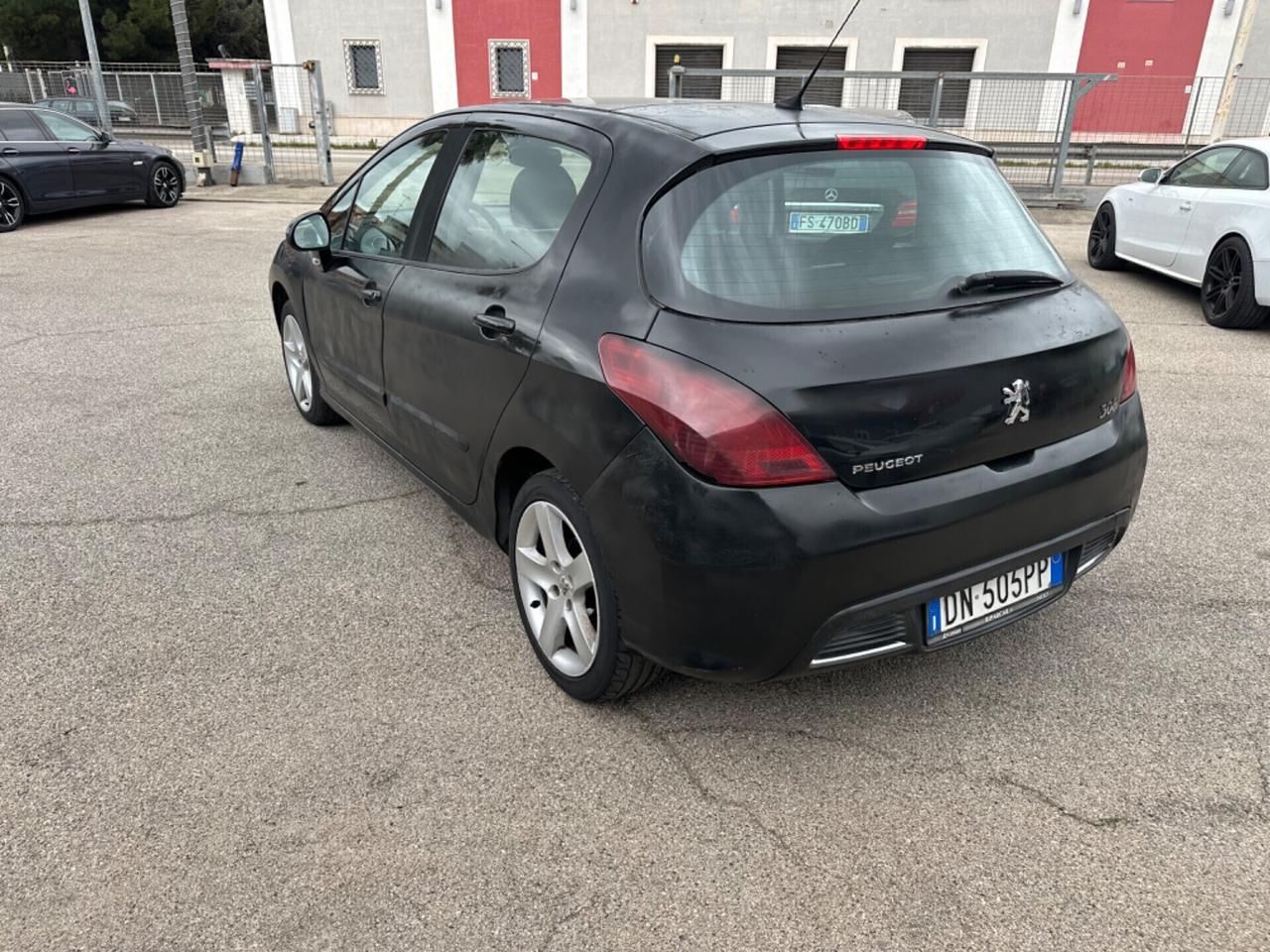Peugeot 308 2.0 HDi 5p. Féline